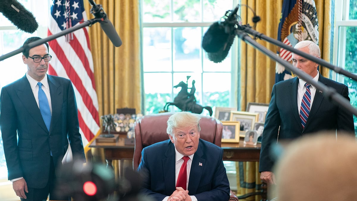 Trump Threatens Escalated Bombing if Iran Rejects Deal