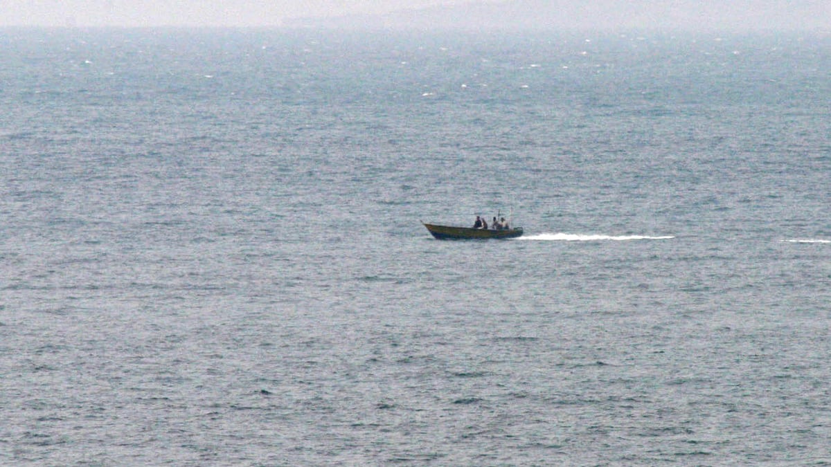 US Disables Two Iranian Tankers; Iran Strikes UAE