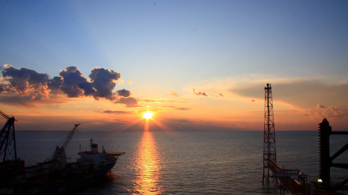 Iran Restores South Pars Output as US Hormuz Blockade Holds, Talks Stall