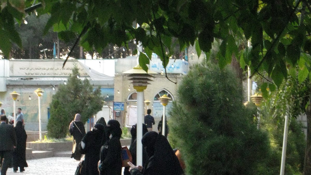 Gulf Splits: Saudi Condemns Iran Strikes as Qatar Mediates in Tehran