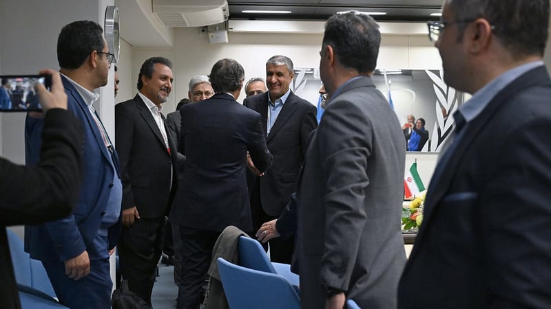 IAEA Board Demands Iran Declare Uranium Stocks; Tehran Rejects Vote