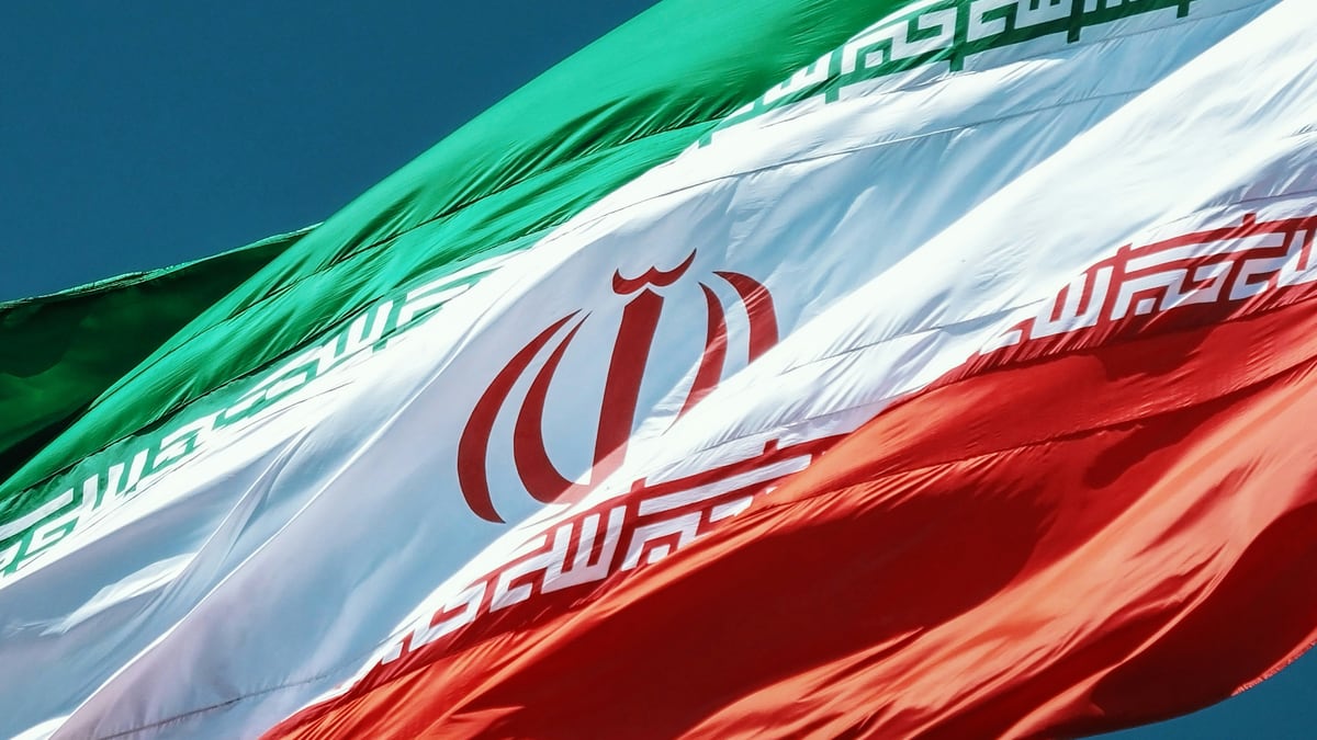 Who Signs for Iran in Geneva: The Question Tehran Hasn't Answered