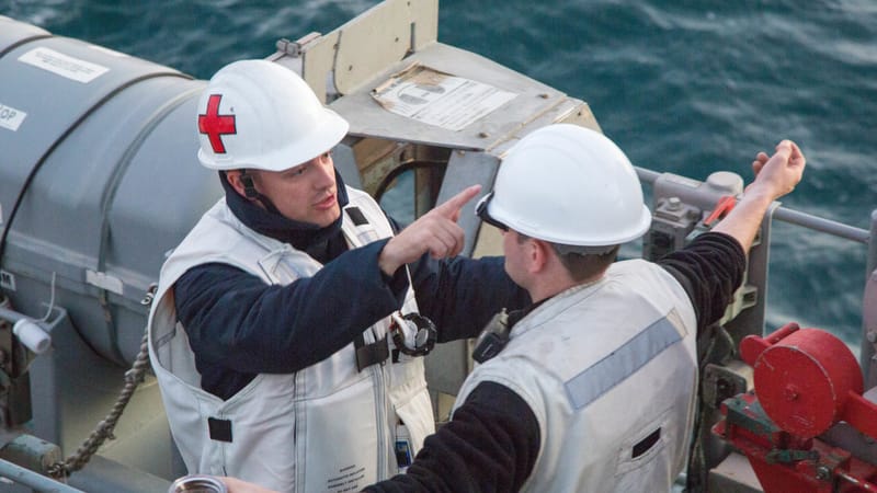 Trump Says NATO Allies Will Send Minesweepers to Hormuz
