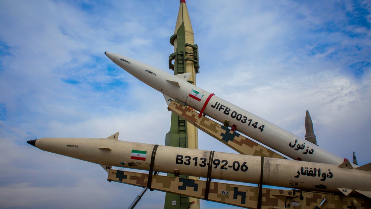 Trump Says Iran Talks Continue as He Warns of Missile Strike on Tehran
