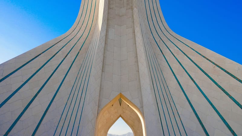 US Strikes Expand Into Northern Iran, Hit Closer to Tehran