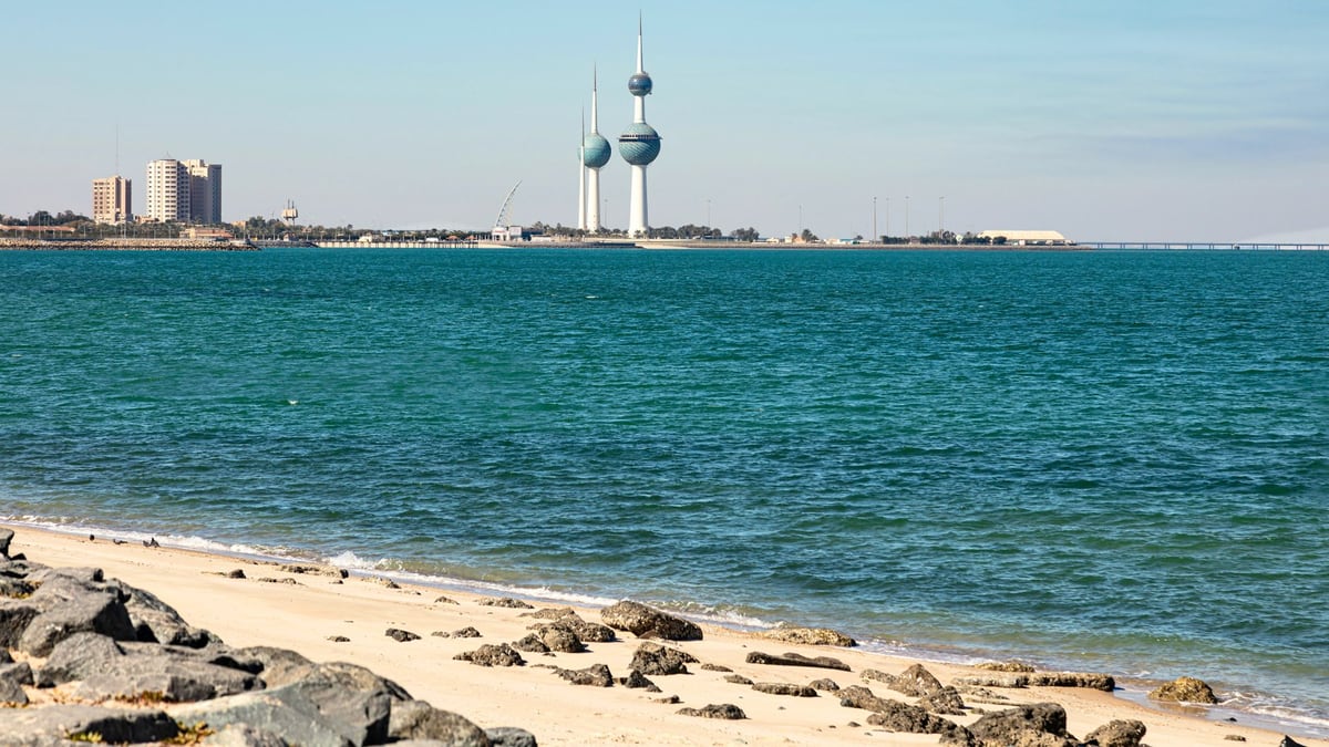 Iranian Strike Damages Kuwait Desalination Plant, AP Reports