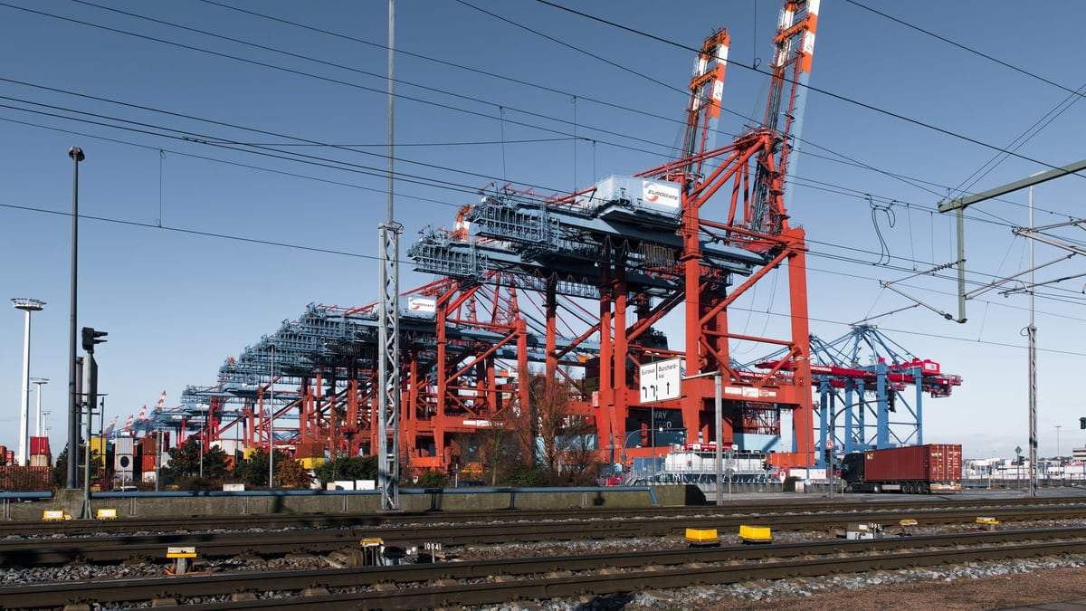 China Adds 14 EU Entities to Export Control List Over Russia Sanctions