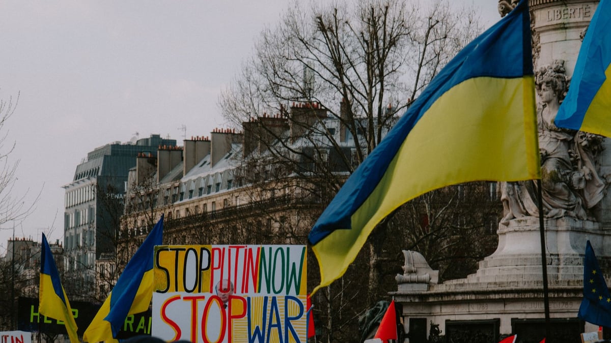 Laura Loomer Meets Zelenskyy in Ukraine After Reversing on Russia War