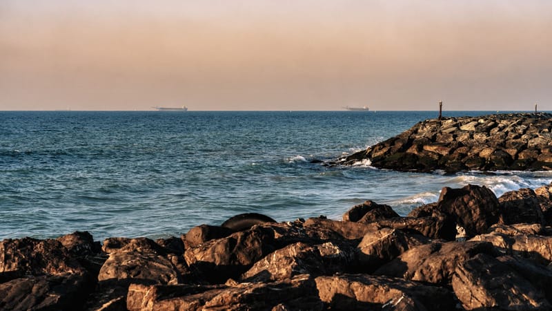 Iran Claims Control of Strait of Hormuz After Weekend Pause in Strikes