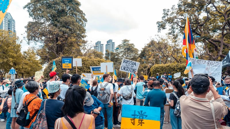 Trump and Zelenskyy Reach Common Ground, Patriot License Announced