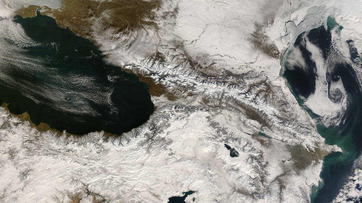 Turkey and Iran Hold Talks on Reopening Strait of Hormuz