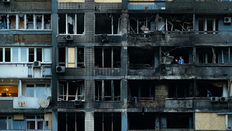 Deaths Mount as Russia Ramps Up Missile Strikes on Ukraine
