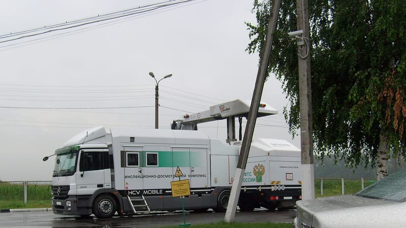 Ukraine Drones Strike Moscow as Russian Missiles Kill 10 in Kharkiv