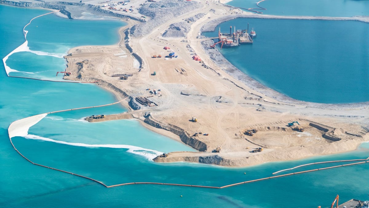 Trump Declares All Mines Cleared From Strait of Hormuz