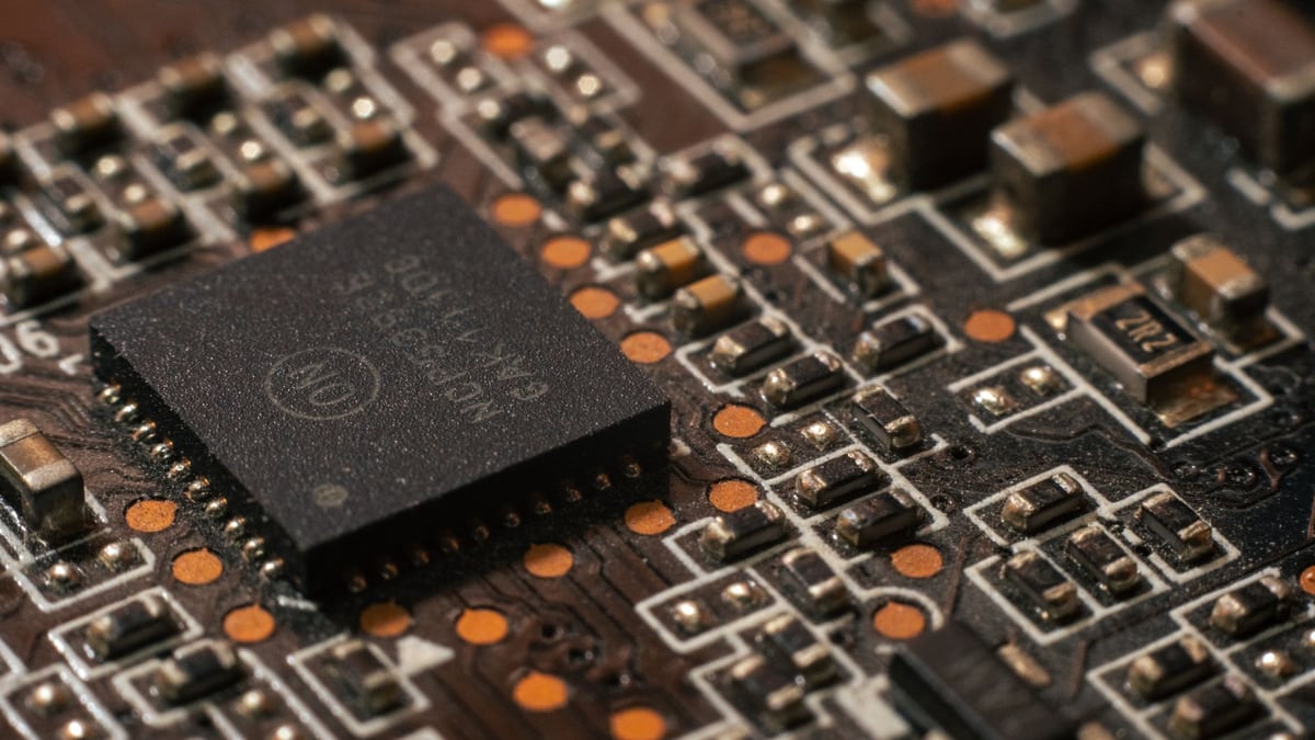 Taiwan Prosecutors Search Unimicron in Suspected China Fraud Case