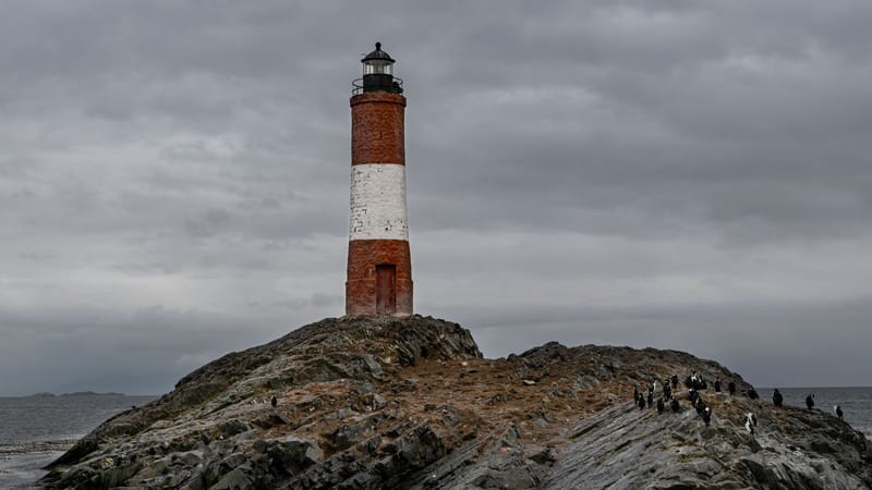 Milei Vows Tougher Sanctions and Defense Push Over Falklands Oil Drilling