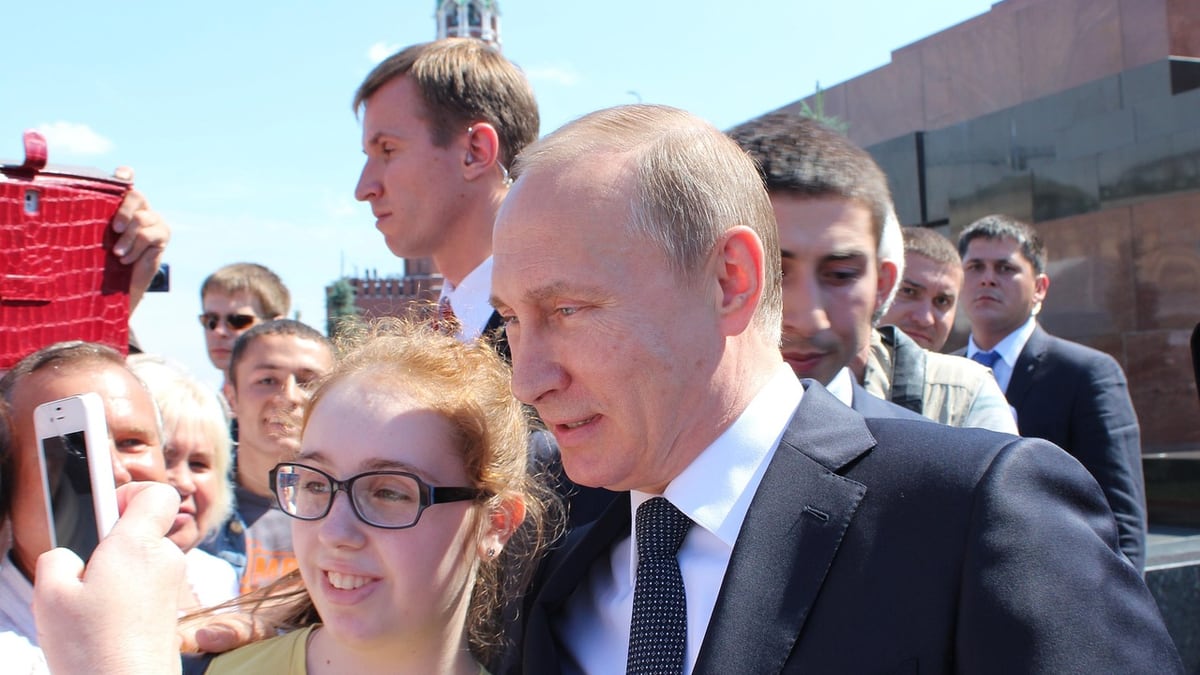 Putin Orders 72-Hour Kyiv Strike Halt as U.S. Envoys Reach Moscow