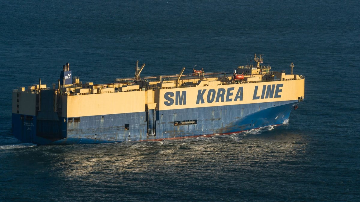Kim Jong Un Designates New Destroyer as Nuclear Retaliation Platform