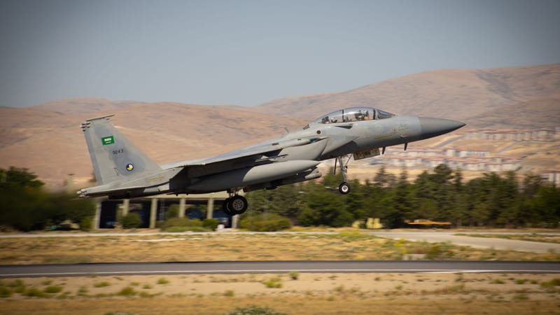 Houthis Launch Large-Scale Missile and Drone Strike on Saudi Air Base