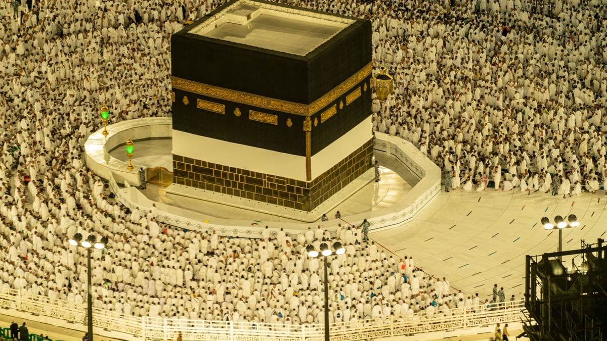 Houthi Drone Near Mecca Triggers Saudi 'Red Line' Warning