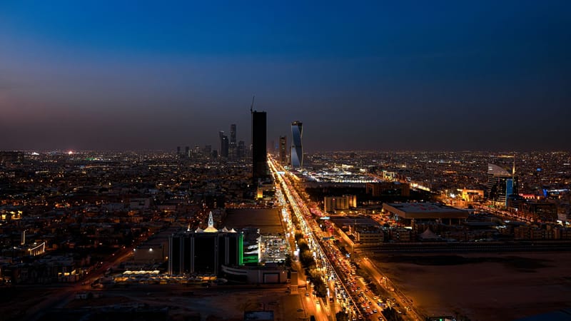 Houthis Claim Missile, Drone Strike on Riyadh as Airport Flights Disrupted