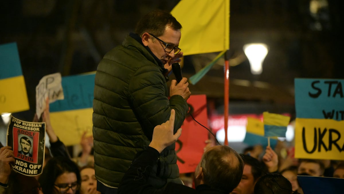 Putin Brands Ukraine a Dictatorship, Accuses Kyiv of Meddling in Russian Vote