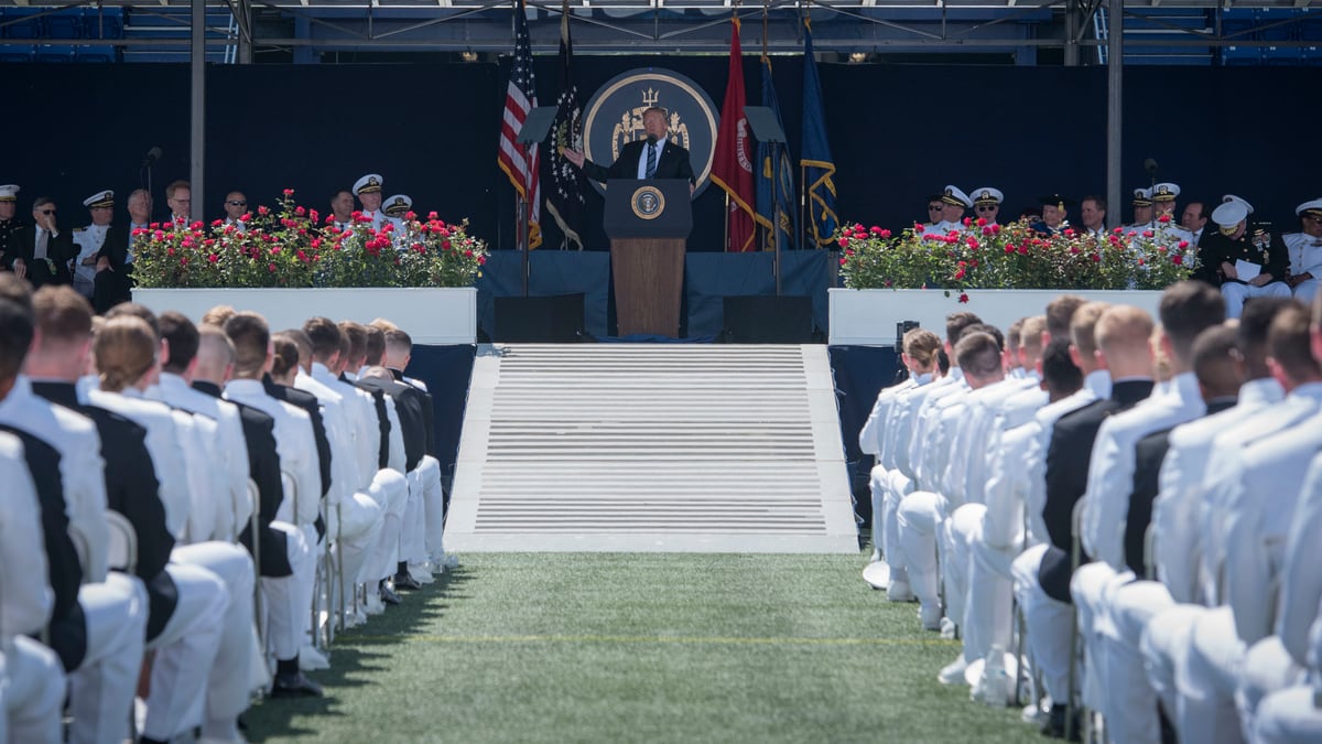 Trump's Taiwan Retreat Tests His Chief China Hawk
