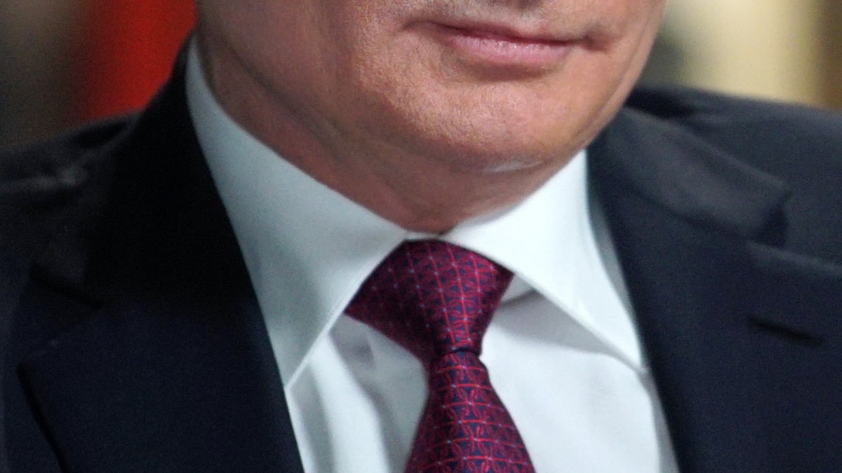 Denmark Warns Putin May Strike NATO; Eight Civilians Killed in Ukraine