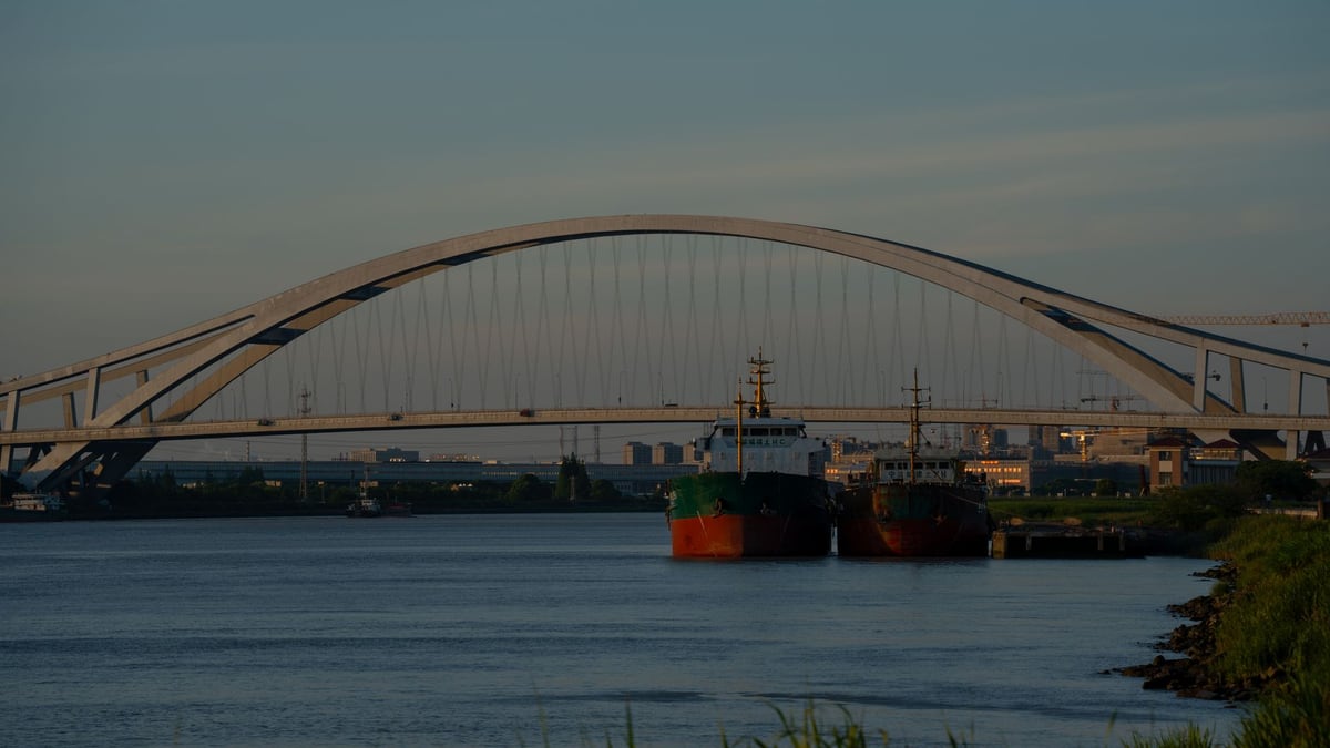 China, North Korea Open New Yalu River Bridge After 12-Year Delay