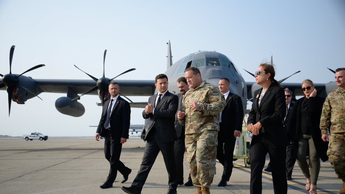 Zelenskyy Expects US-Ukraine-Russia Talks in Abu Dhabi