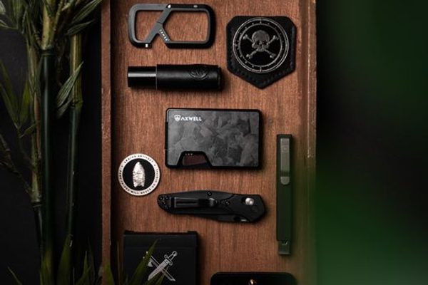 EBL Rechargeable Battery Kit with Charger